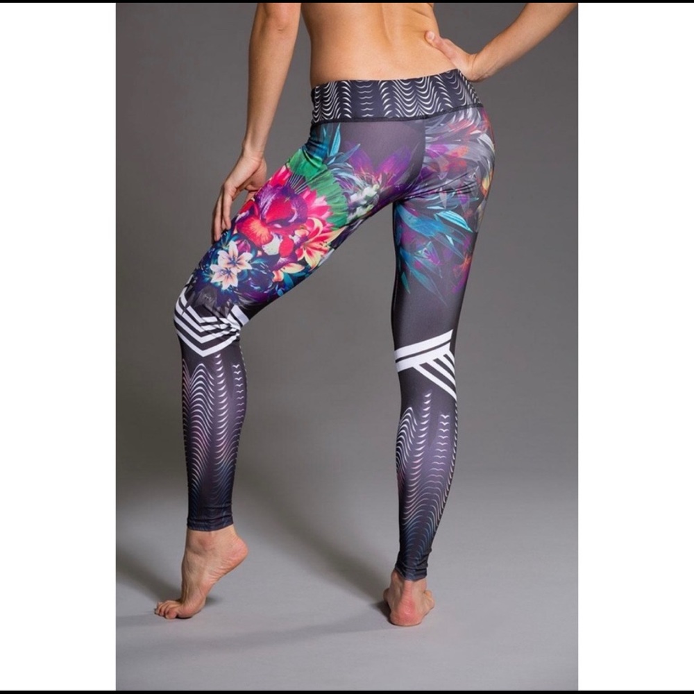 NWOT Onzie Tiger Lilly 229 Athletic Yoga Leggings